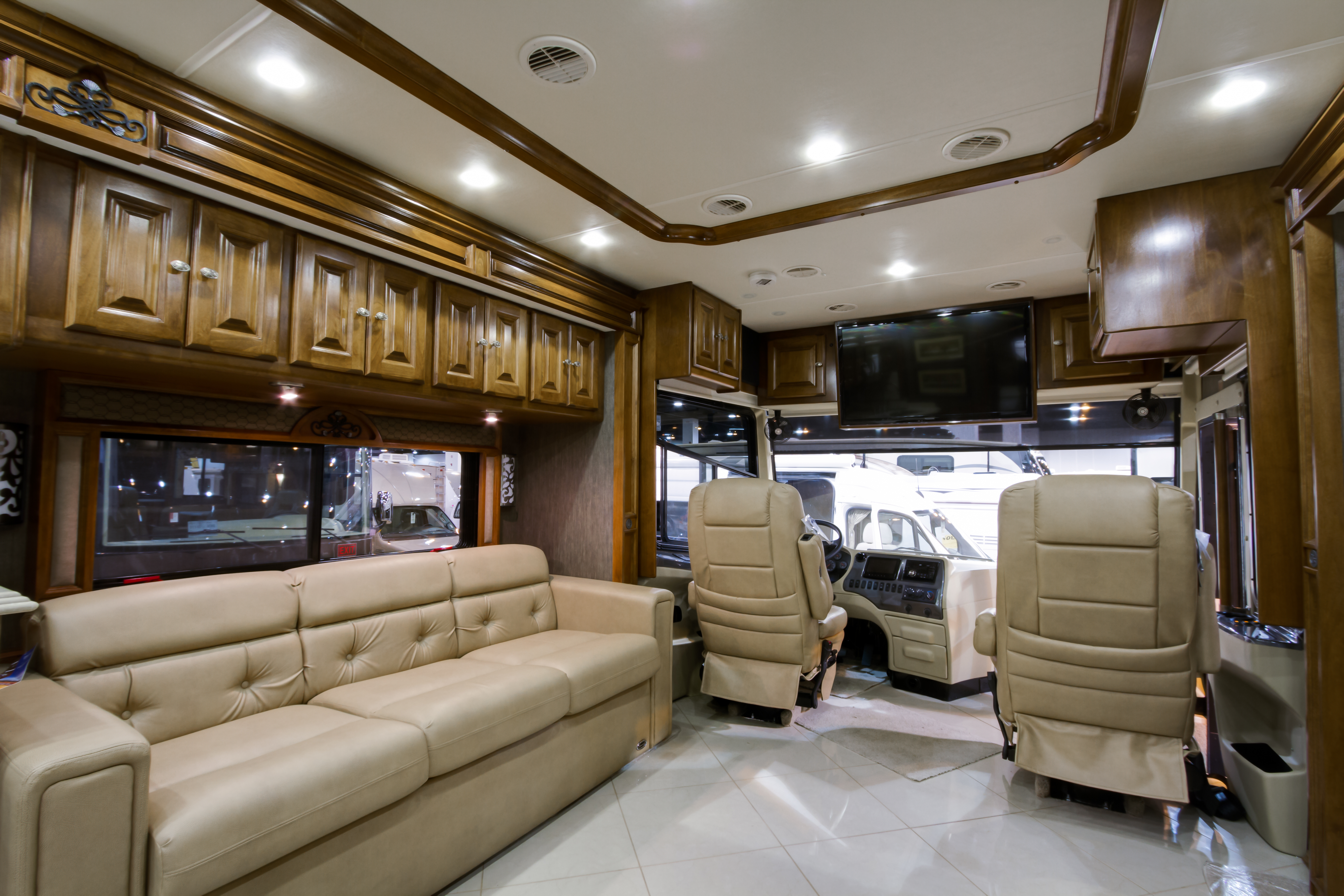 luxury-rv-motorhome-interior